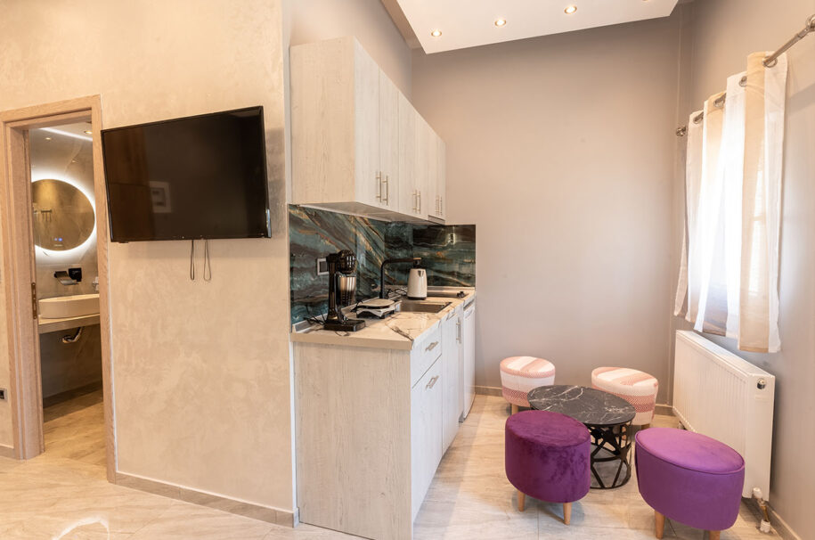 Room 101 Kitchen